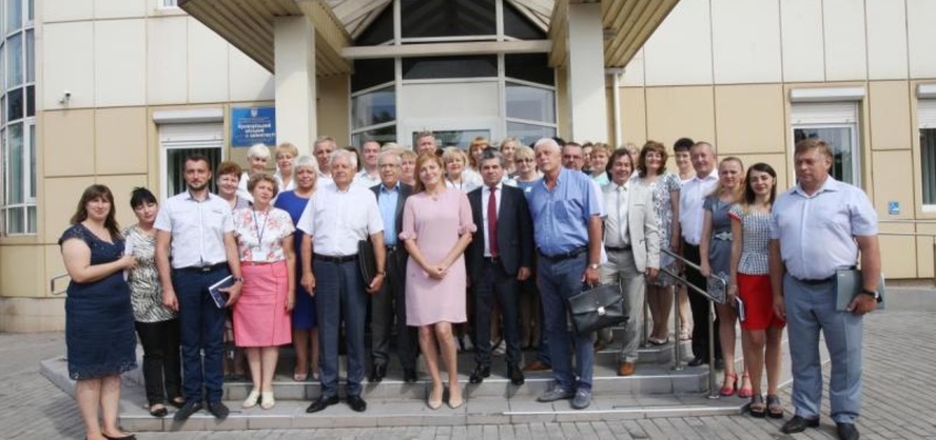 Участь у виїзній нараді