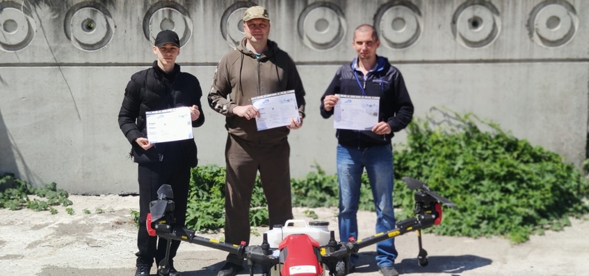 Випуск операторів агродронів